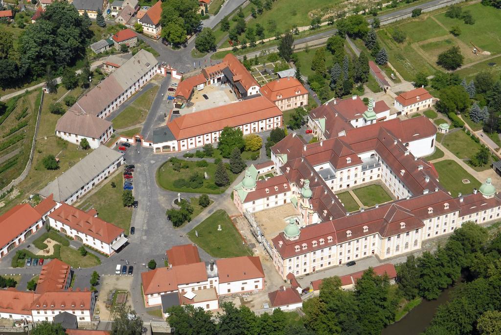 Gaestehaeuser St. Marienthal Экстерьер фото