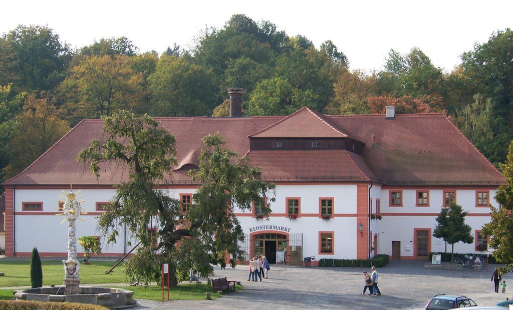 Gaestehaeuser St. Marienthal Экстерьер фото